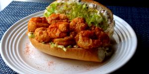 1 roll (94 g) Po Boy Rolls