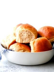 1 roll (94 g) Whole Wheat Roll