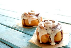 1 roll Cinnabon Minibon Roll