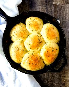 1 roll Garlic Dinner Rolls