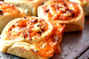 1 roll Onion Sliced Rolls