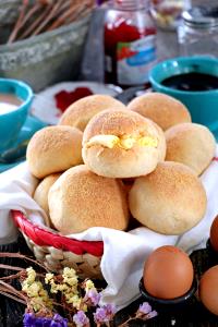 1 Roll Pandesal
