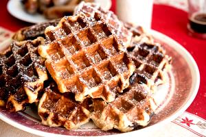 1 Round (4" Dia) (include Frozen) Cornmeal Waffle