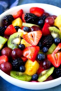 1 salad (13.7 oz) Fresh Fruit Salad