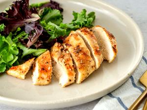 1 salad (142 g) Chicken & Bacon Cobb Salad