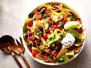 1 salad (20 oz) Nacho Salad