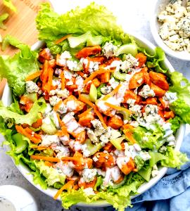 1 salad (315 g) Buffalo Chicken Salad