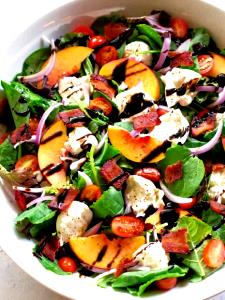 1 salad (322 g) Peach + Burrata Salad