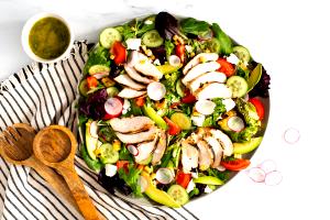 1 salad (340 g) Cobb Salad with Chicken