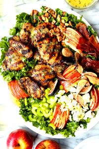 1 salad (344 g) Entree Chicken Harvest Salad