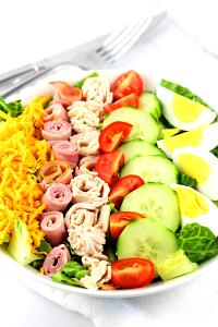 1 salad (352 g) Heritage Chef Salad