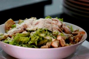 1 salad (354 g) SalsaLITA Salad - Chicken