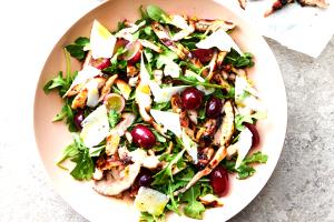 1 salad (418 g) Tuscan Chicken Salad