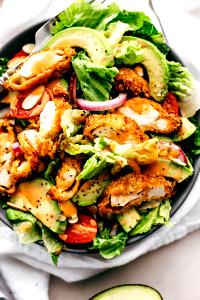 1 salad (434 g) Acapulco Chicken Salad with Crispy Chicken Strips