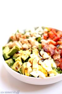 1 salad (490 g) Santa Barbara Cobb Salad