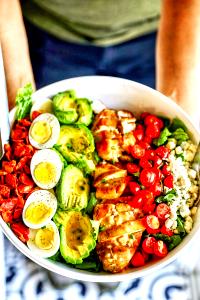 1 salad (7.75 oz) Chopped Chicken Cobb Salad (Half)