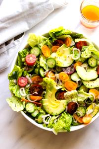 1 salad (8 oz) House Salad with Dressing