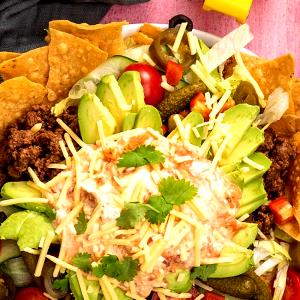 1 salad (9.3 oz) Beef Nacho Salad