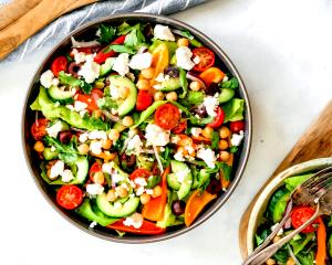 1 salad Chic to be Greek Salad (Full)