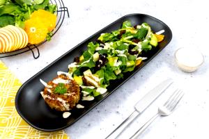 1 salad Crab Cake Chipotle Caesar