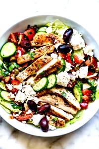 1 salad Greek Chicken Salad with No Dressing