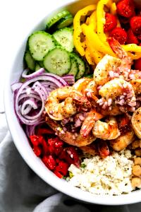 1 Salad Mediterranean Prawns Salad
