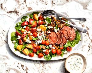 1 salad Steakhouse Salad