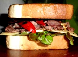 1 sammie Roadhouse Steak Sammie