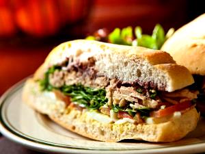 1 sandwich (112 g) Seared Albacore Sandwich