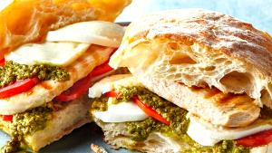1 sandwich (12.5 g) Chicken Pesto Sandwich