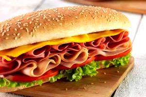 1 sandwich (161 g) Hotzi Ham & Cheese on Pretzel Bread