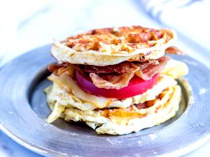 1 sandwich (167 g) Bacon, Egg & Cheese Breakfast Toaster
