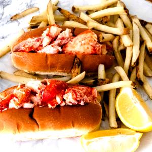1 sandwich (174 g) Lobster Roll