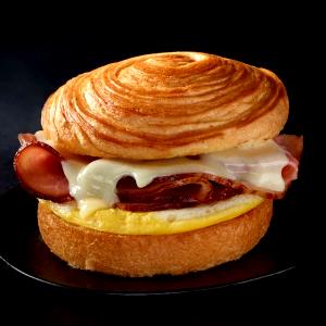 1 sandwich (175 g) Carved Ham & Swiss Breakfast Sandwich