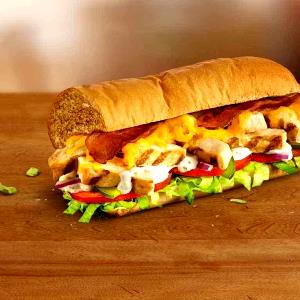 1 sandwich (209 g) Chicken Bacon Ranch Melt