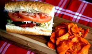 1 sandwich (210 g) Blackened BBQ Chicken Po