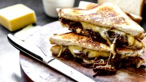 1 sandwich (240 g) Brisket Grilled Cheese