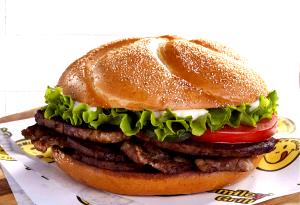1 sandwich (258 g) Garlic Steak & Provolone Ciabatta