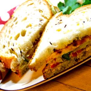 1 sandwich (271 g) Western Egg Sandwich