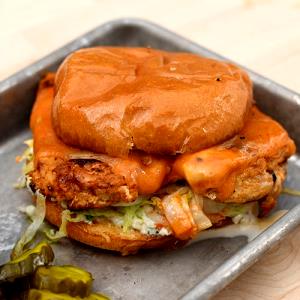 1 sandwich (273 g) Buffalo Chicken Sandwich - Grilled