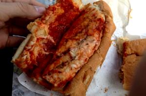 1 sandwich (278 g) 6" Chicken Marinara Melt