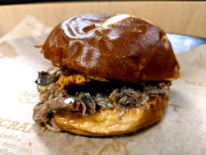 1 sandwich (278 g) Beer Braised Beef Sandwich