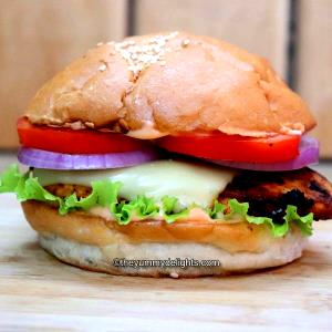 1 sandwich (284 g) Cajun Chicken Sandwich