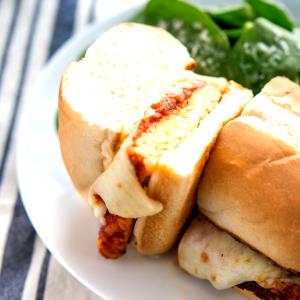 1 sandwich (294 g) 6" Tempeh Parmesan