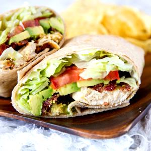 1 sandwich (298 g) Chicken Club Wrap