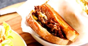 1 sandwich (304 g) Brisket Dip Carver