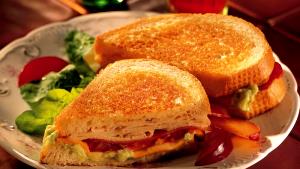 1 sandwich (354 g) The Montana Sandwich
