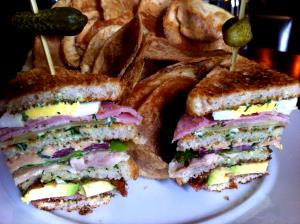 1 sandwich (363 g) Chicago Club