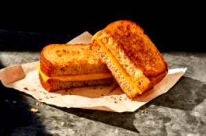 1 sandwich (3.75 oz) Panera Kids Grilled Cheese Sandwich