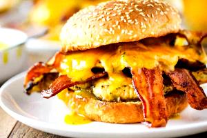 1 sandwich (421.7 g) Breaded Honey Mustard Chicken 